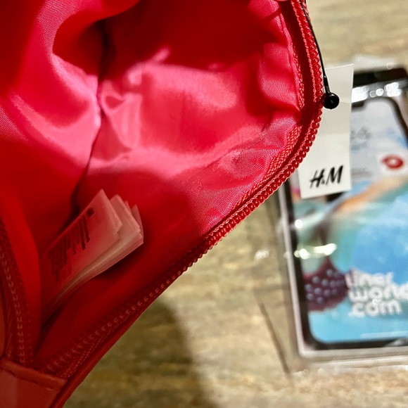 Bundle set of H & M make up bag and waterproof phone pouch/ case. - Picture 10 of 16